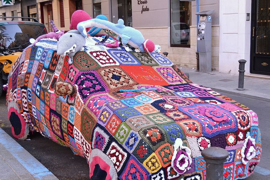 heritage yarn bombing