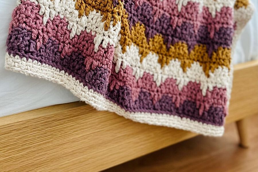 LoveCrafts crochet stitch library