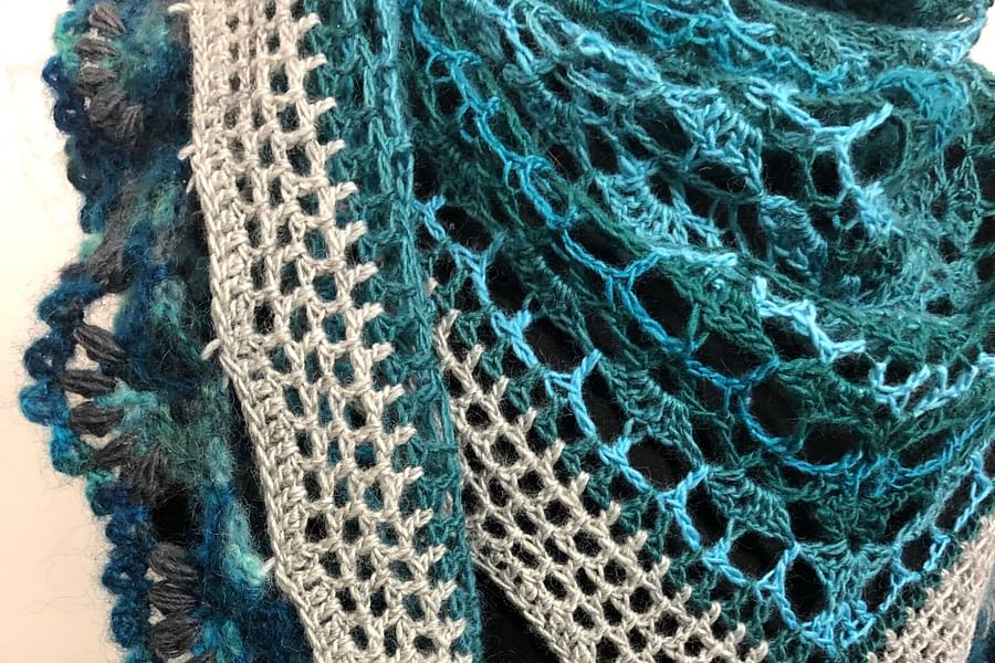 lacy crochet shawl pattern