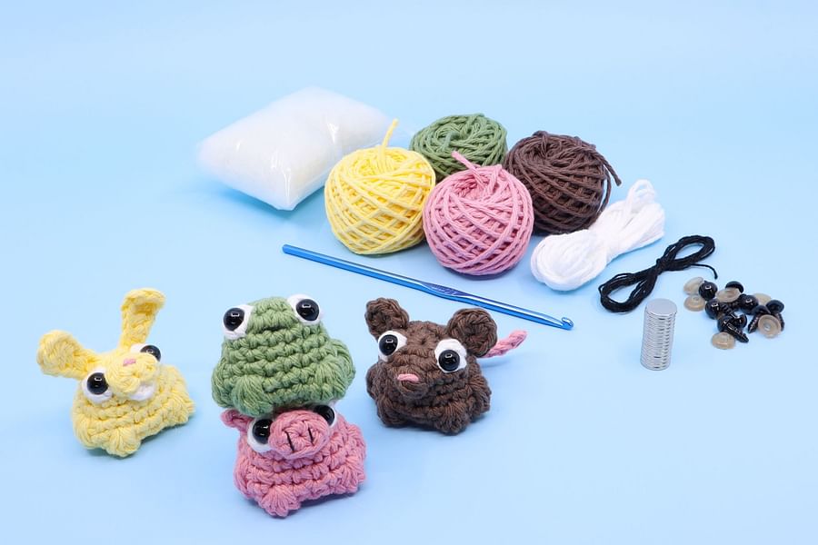 Modern Crafter Beginner's Crochet Kit